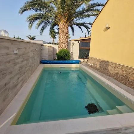La Di Leonardo, Con Piscina Privata Campofelice Di Roccella