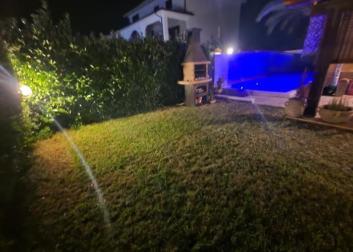 La Di Leonardo, Con Piscina Privata Ferienhaus